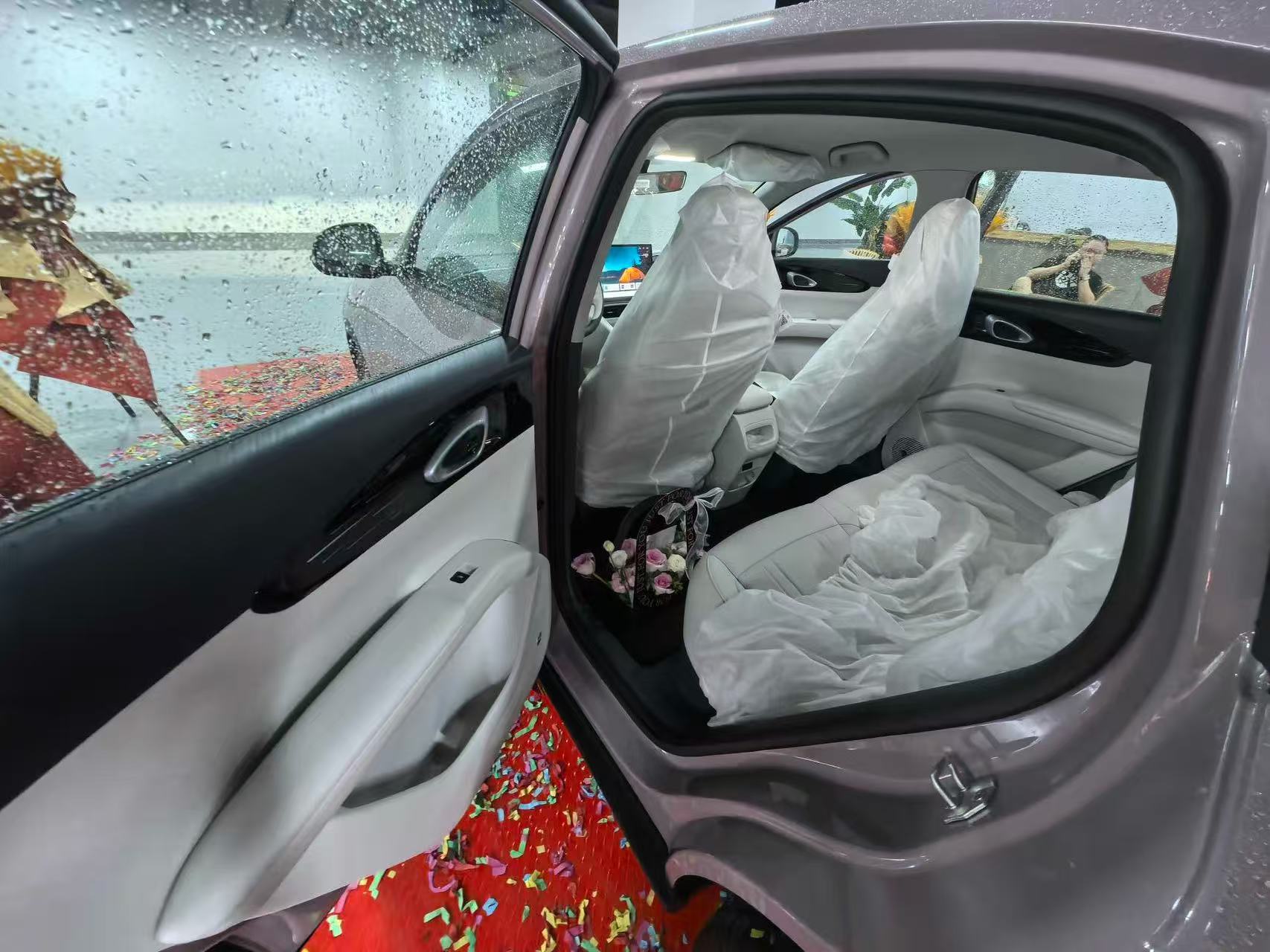 吉利银河 (17).jpg